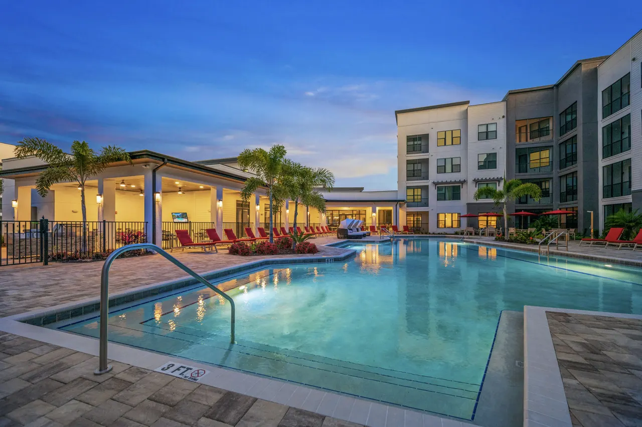 The Pointe at Lakewood Ranch