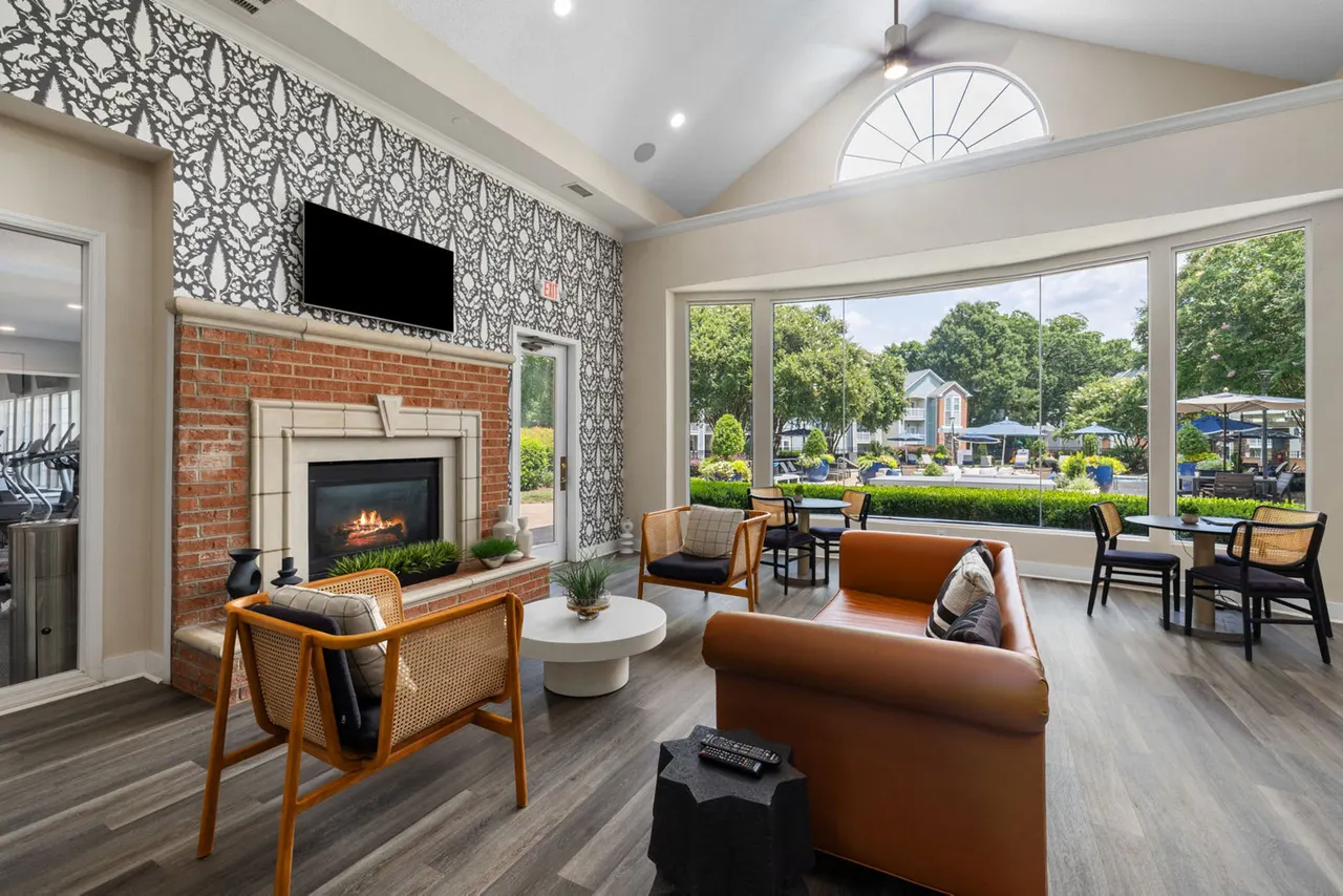 Avana Creekside