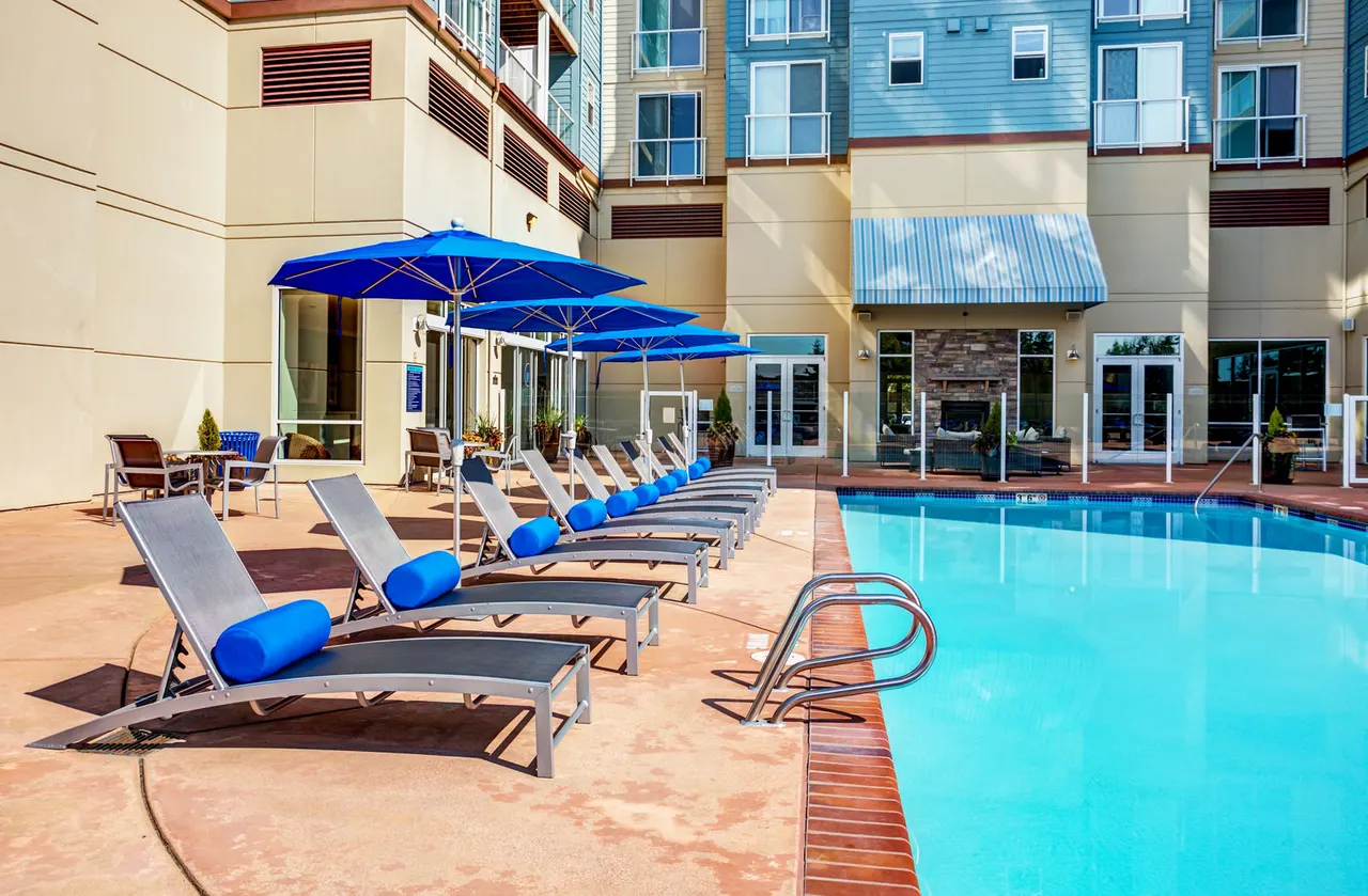 Apex Apartments