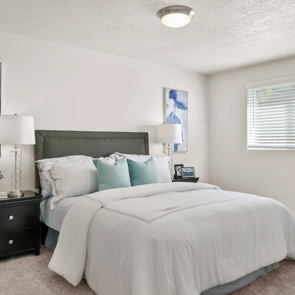 Pacific Crest Apartments