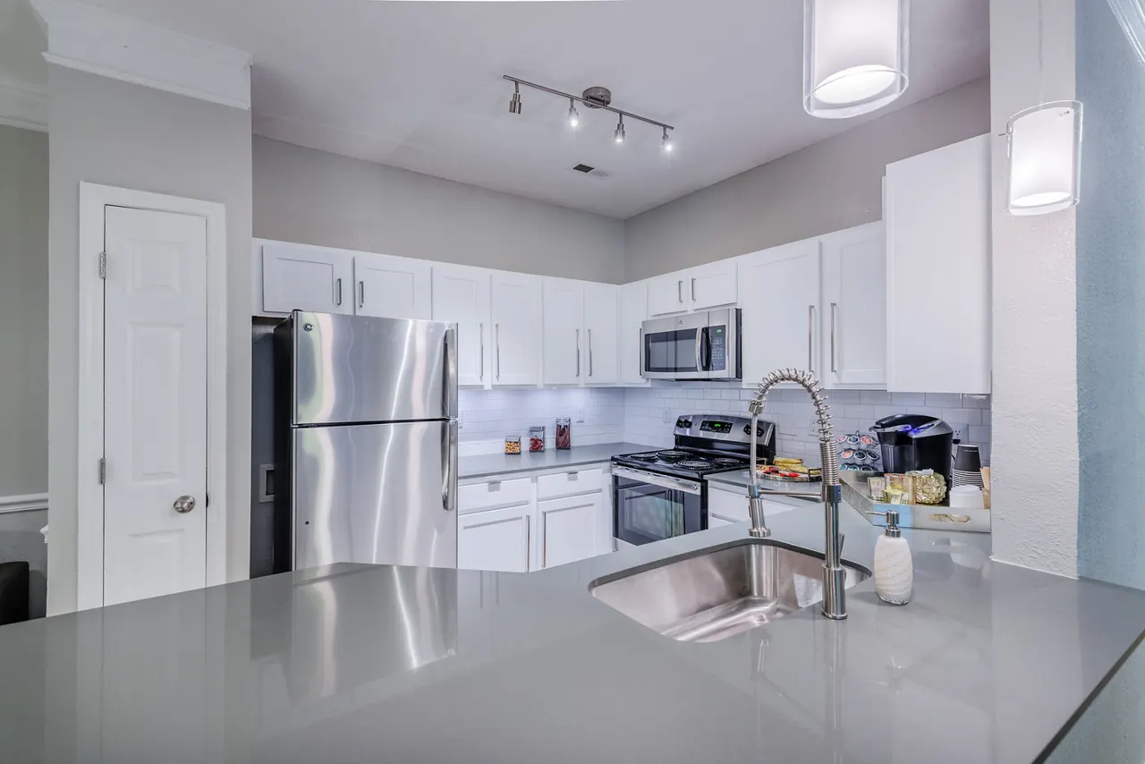 Plantation Park Apartments
