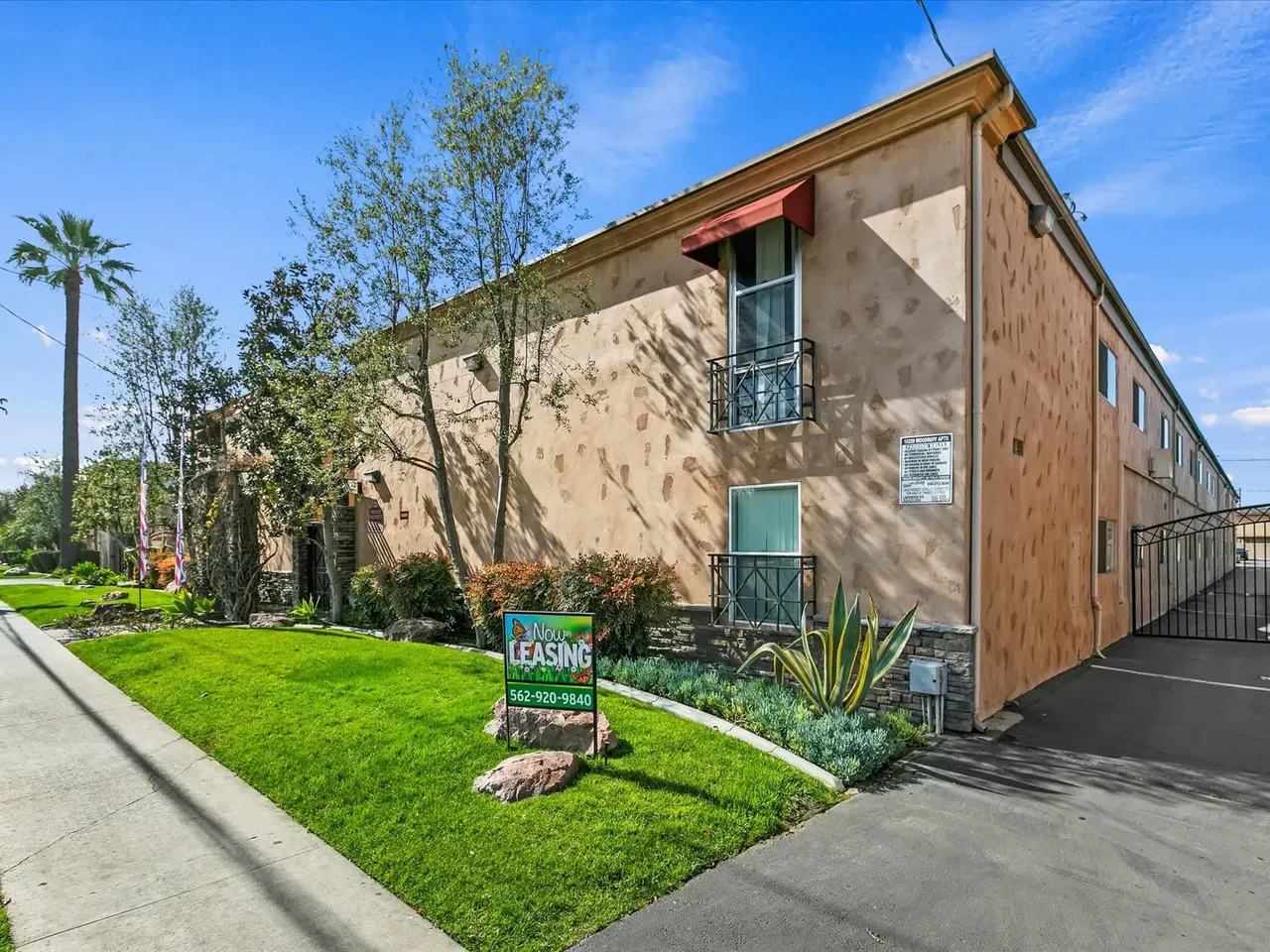 16229 Woodruff Apartments