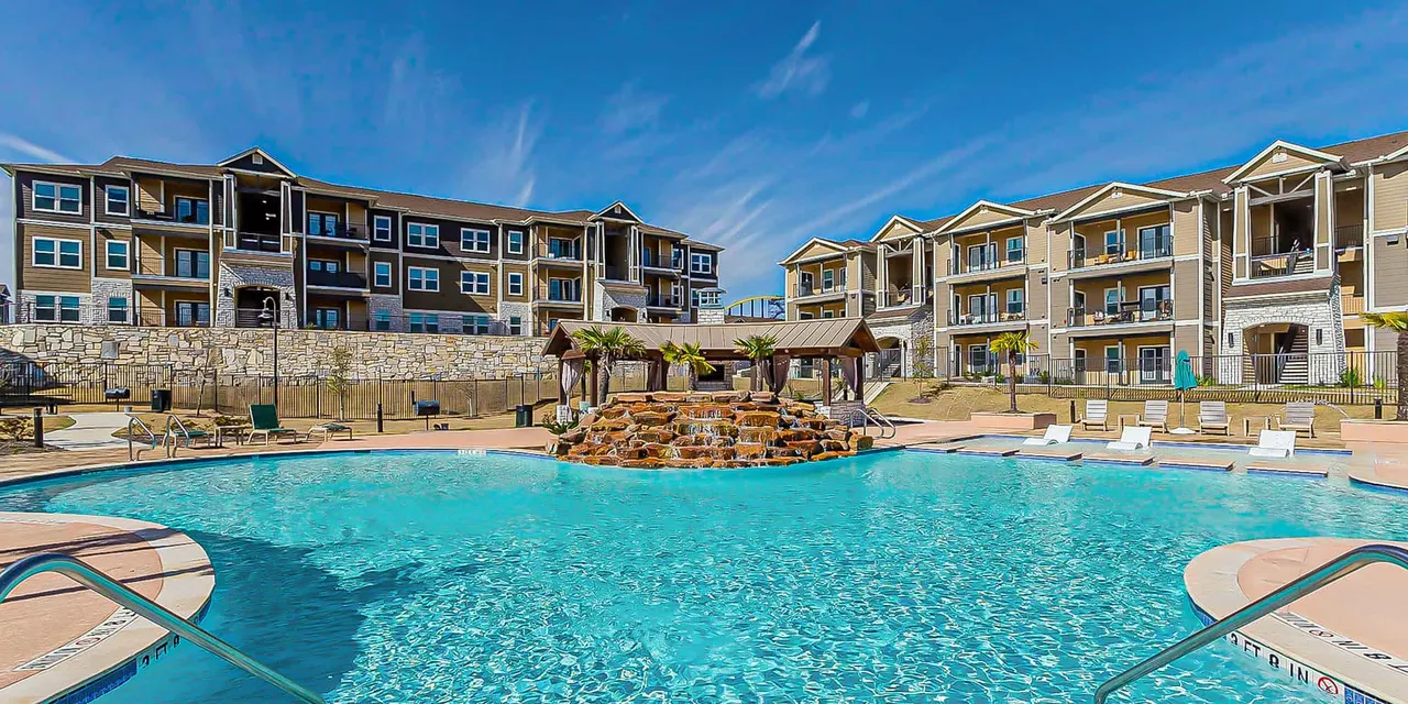 Paragon Westover Hills Apartments
