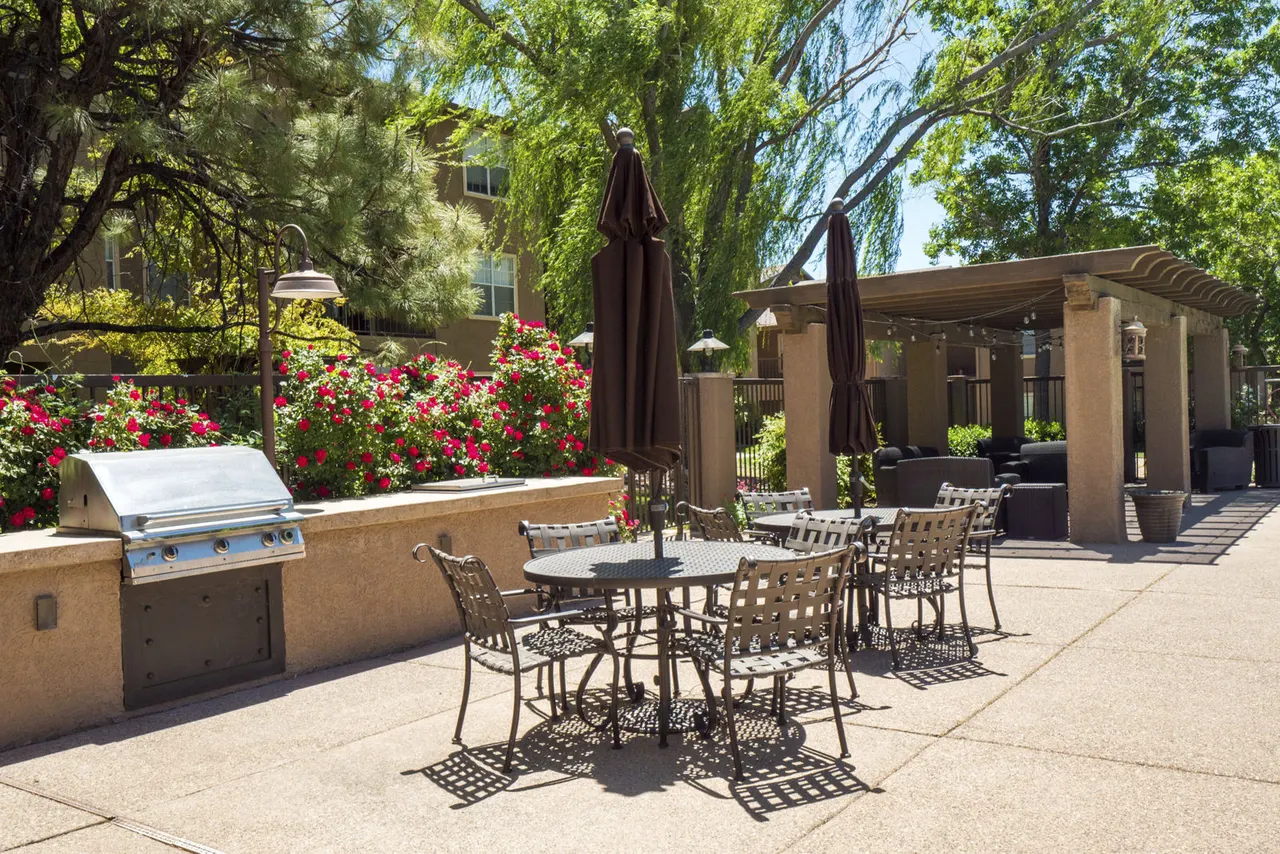 Hunters Ridge Apartment Homes