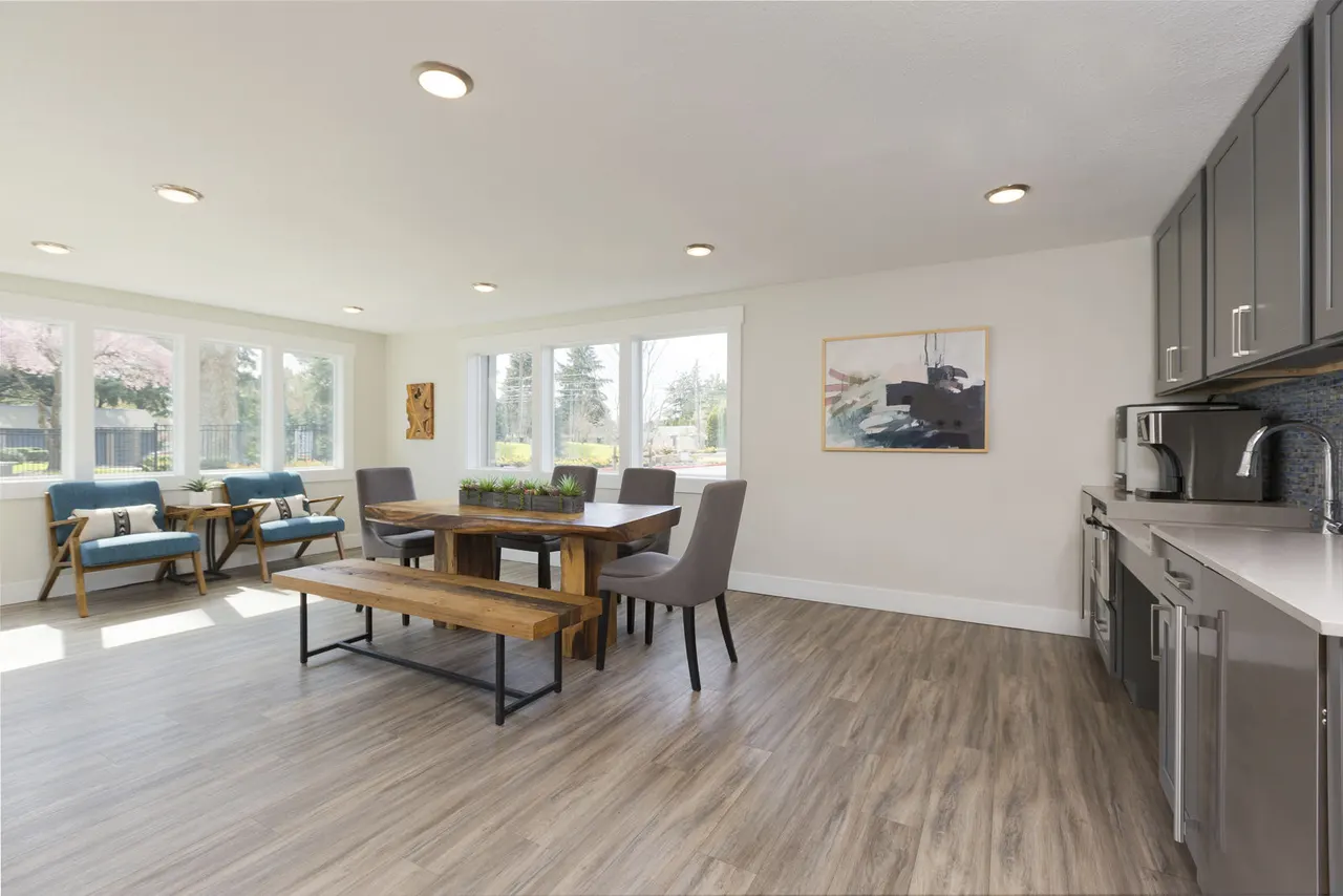 Brookside 112 Apartments