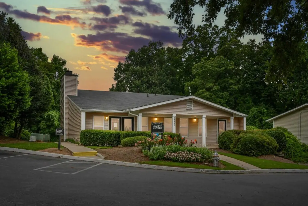 Premier Apartments