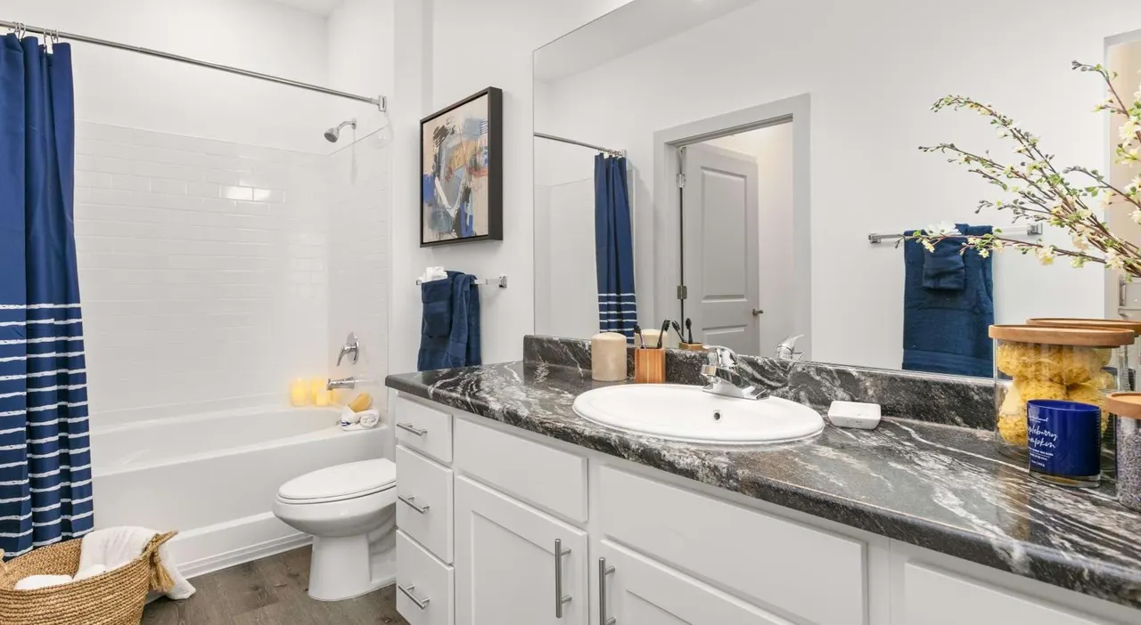Mountain Creek Apartments