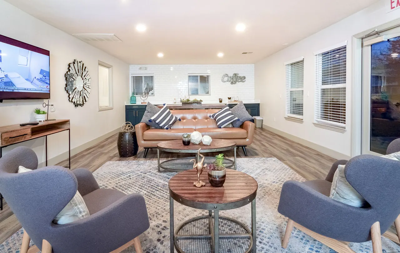 Vineyard Gardens Apartments