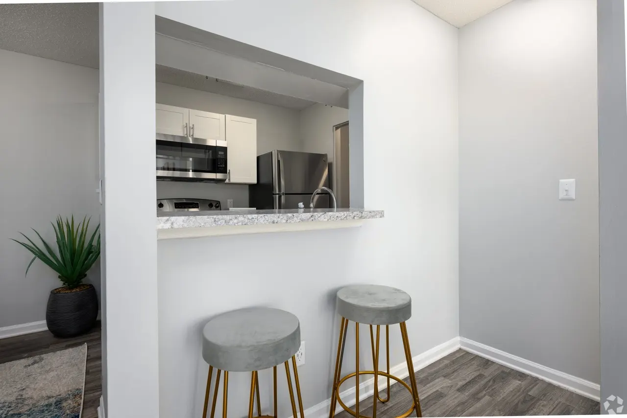 Sedgefield Square Apartments