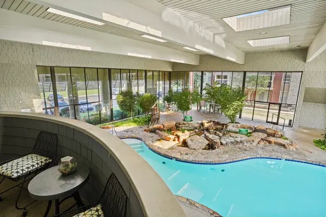 Sunchase Apartments