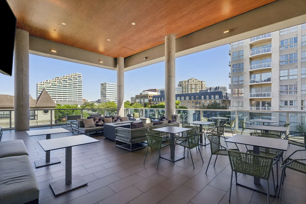 Gallery at Turtle Creek Apartments