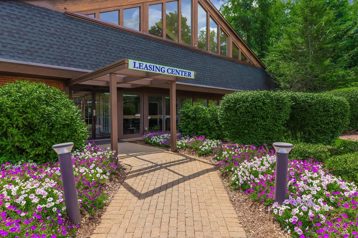 WoodCliff Estates Apartments