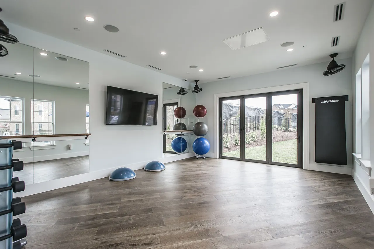 Heartwood at Lockwood Glen Apartments