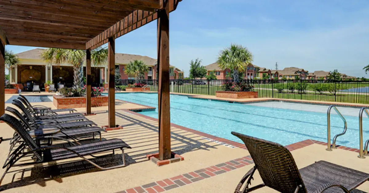 West Lake Park Apartments