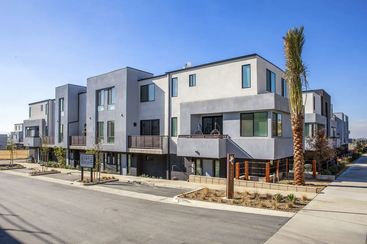 Mason Townhomes at Epoca