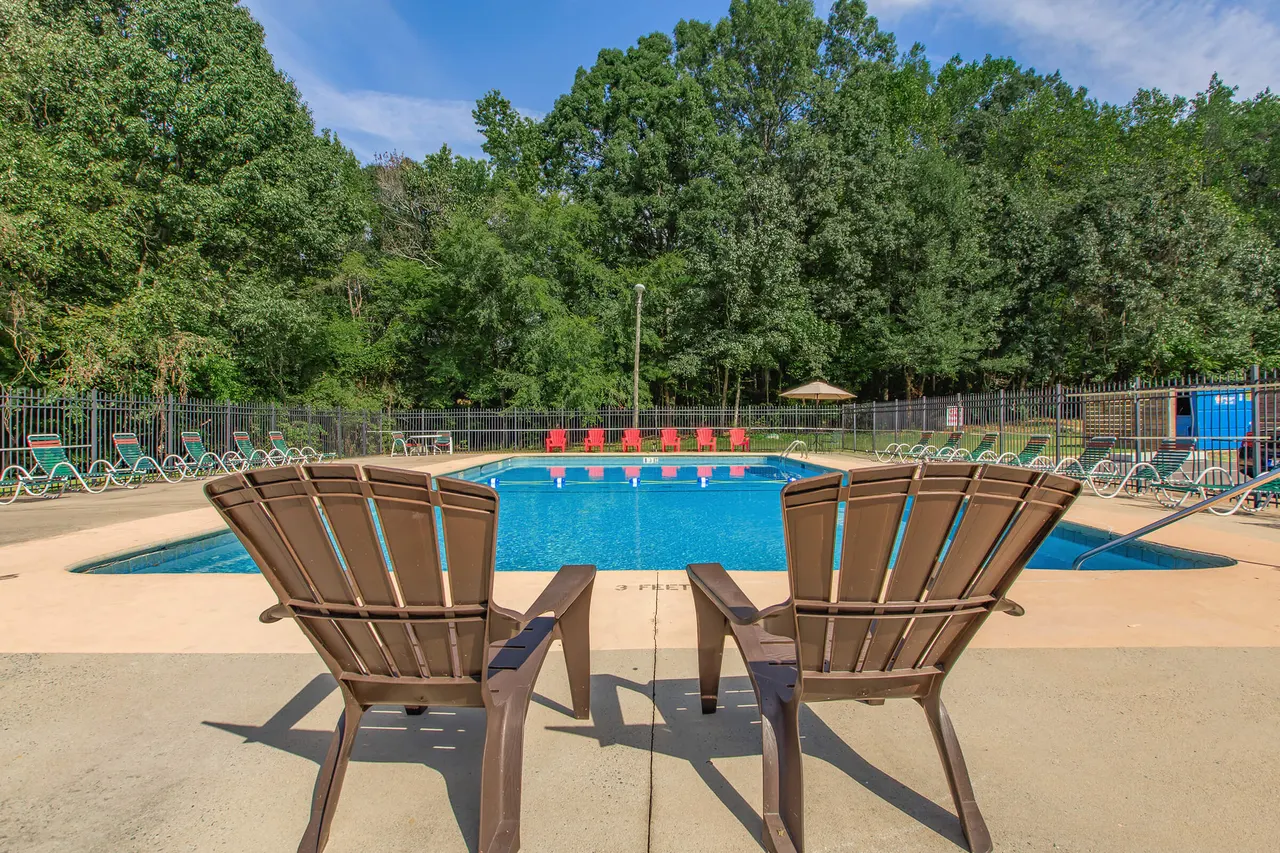 Brook Valley Apartments