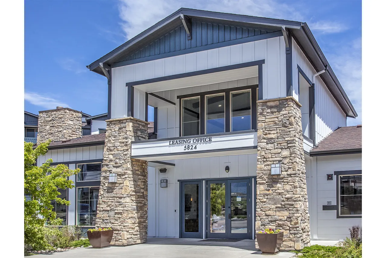 Encore at Rockrimmon Apartments