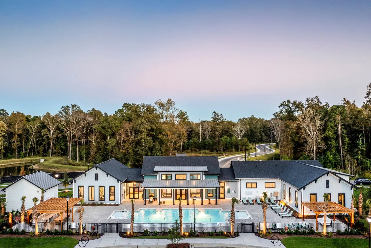 Broadstone Ingleside Apartments