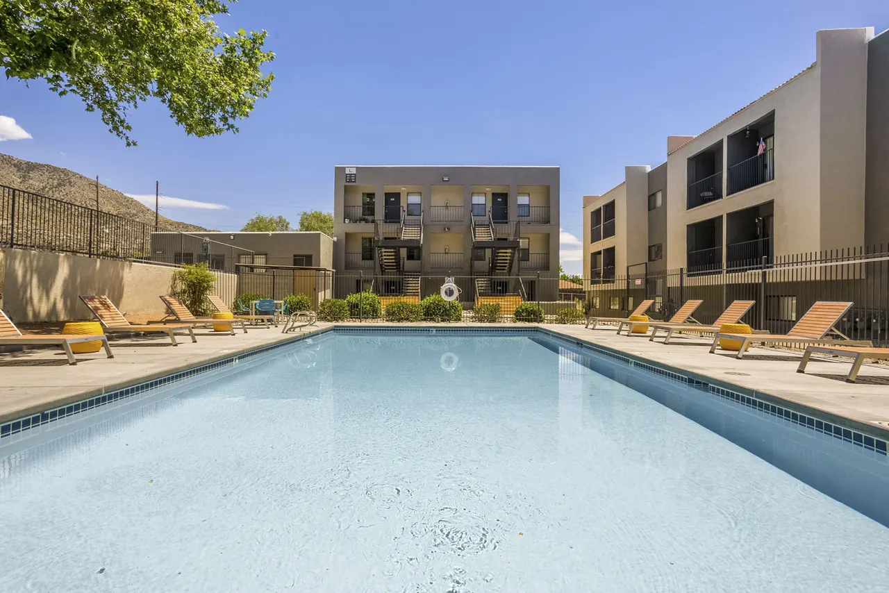 Alta Vista Apartments
