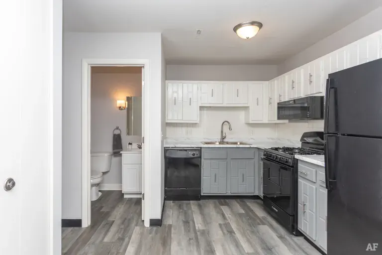 Coventry Court Town Homes