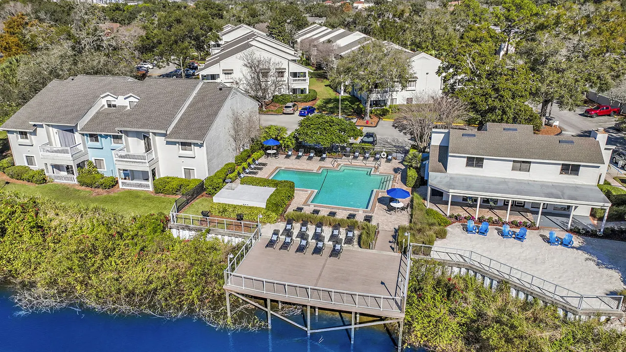 Lakeshore at Altamonte Springs Apartments