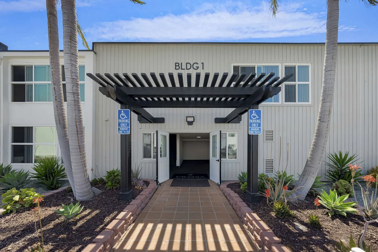 Sunset Villa Apartments