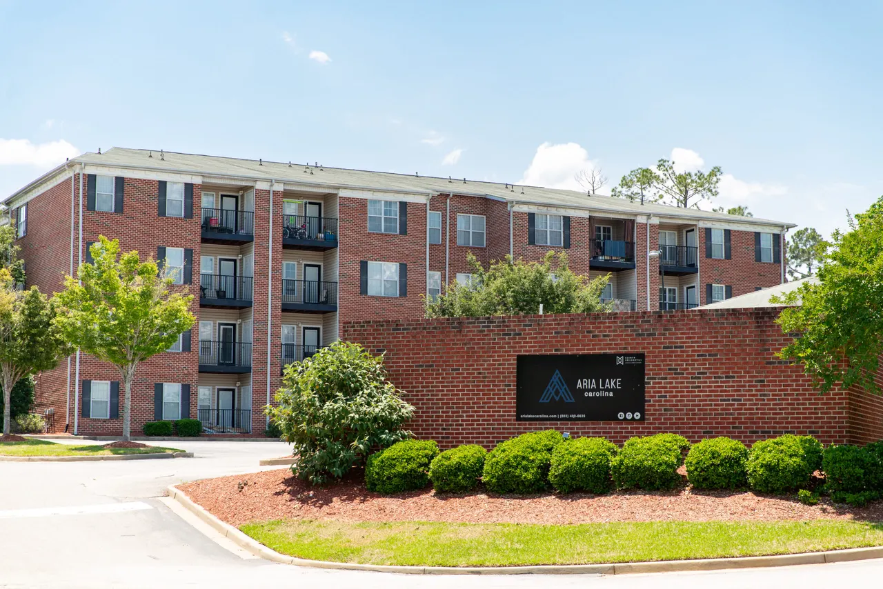 Aria Lake Carolina