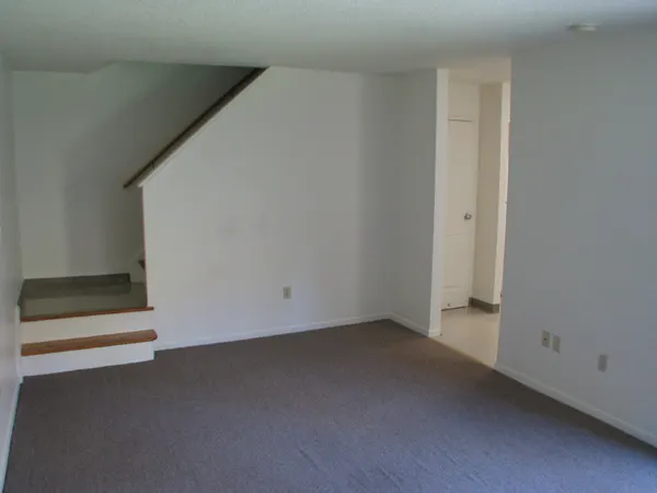 Summer Brook Apartments