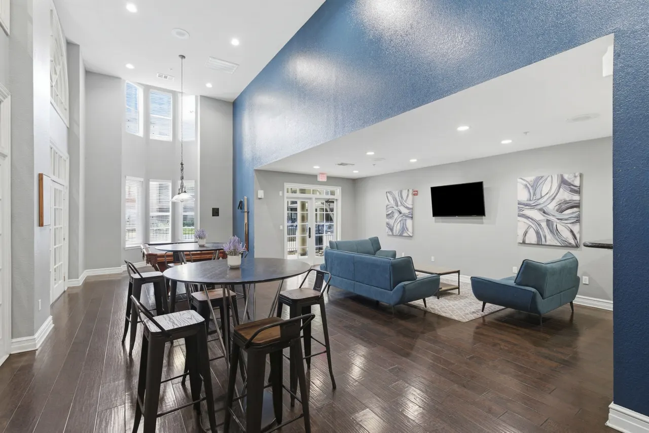 Inwood On the Park Apartments