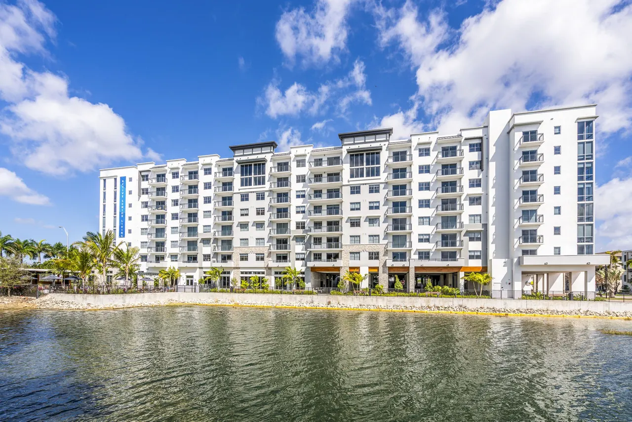 Overture Doral