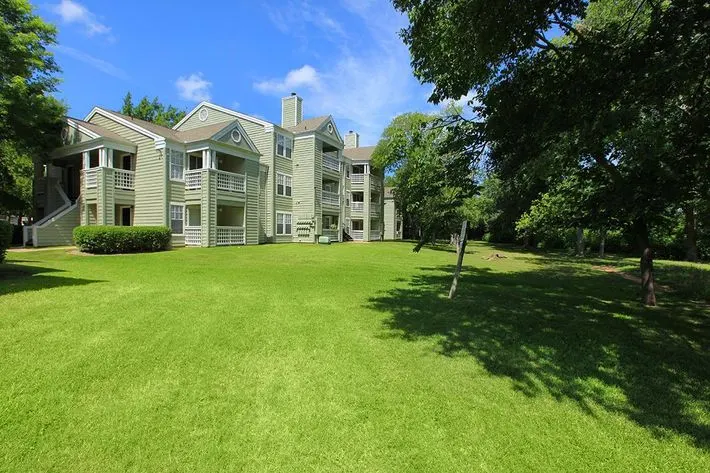 Crystal Creek Apartments