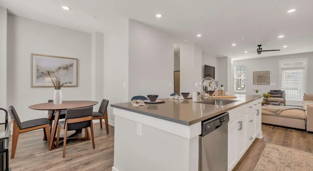 Oakbrook Townhomes