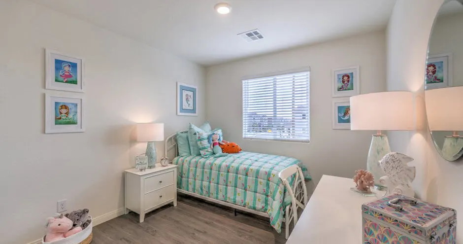 Shadow Bay - Luxury Homes for Lease