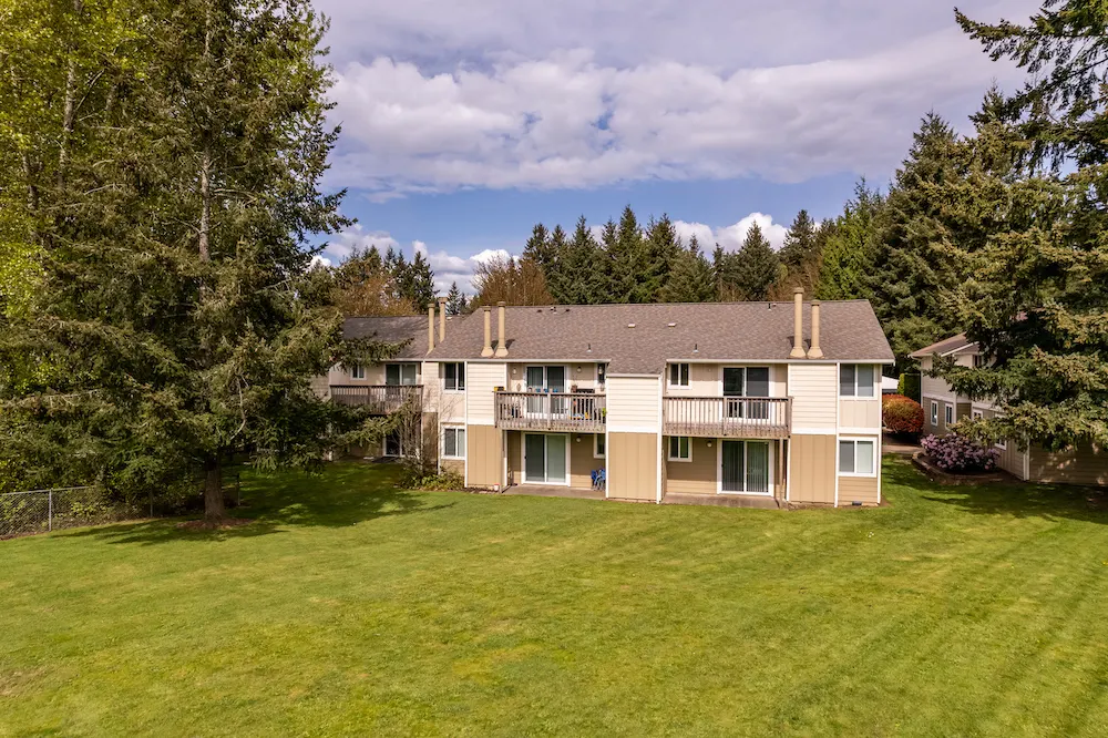 College Park Apartments