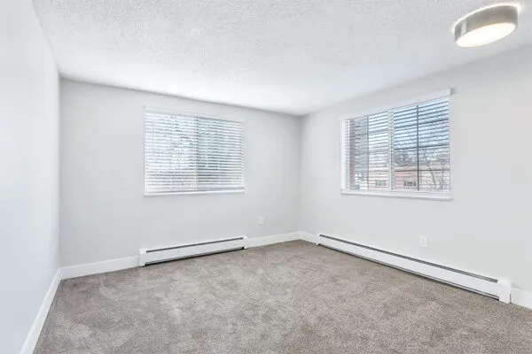 899 Washington