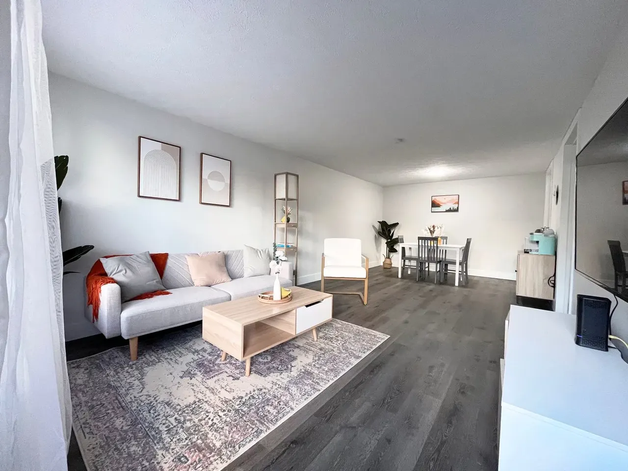 Woodgate Apartments