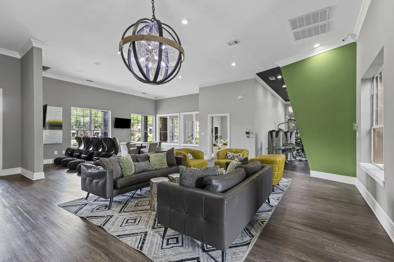 Settlers Gate Apartments