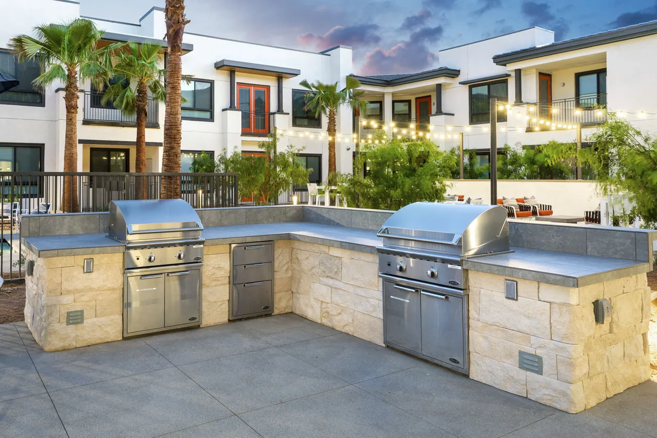 Avenida Palm Desert