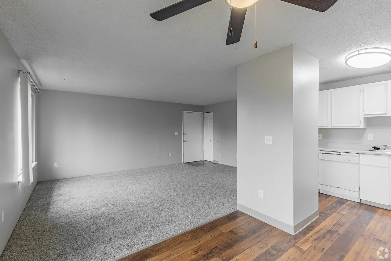 Moreland Place Apartments