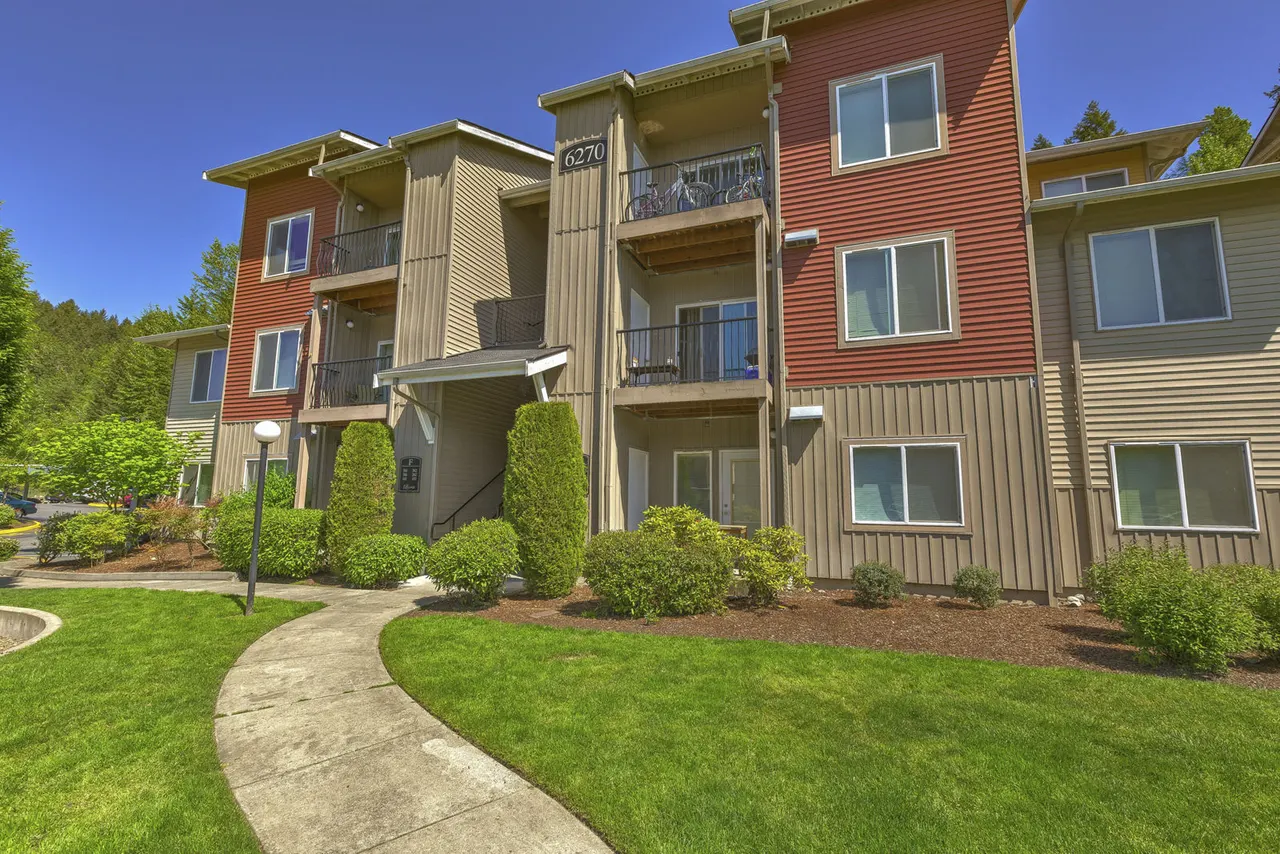 Belara at Lakeland Apartments