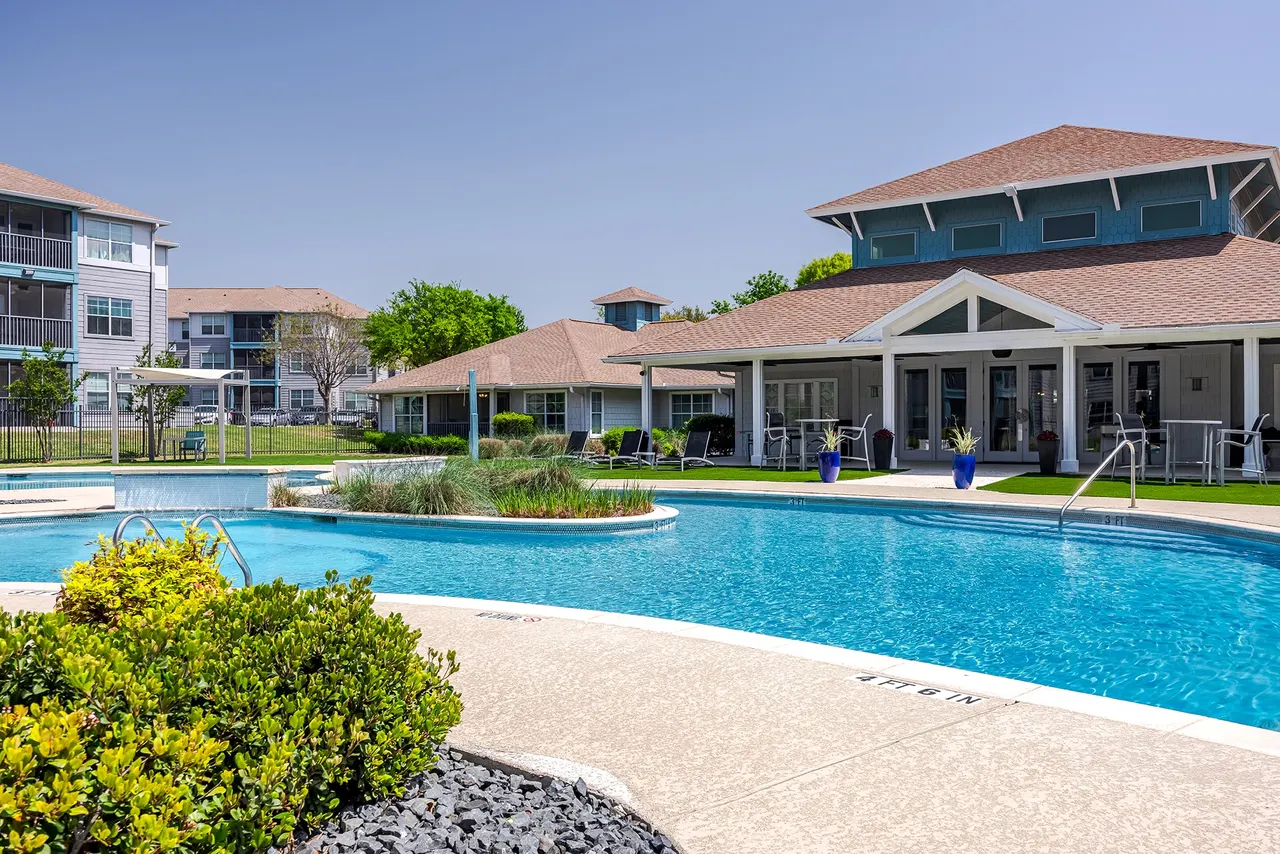 Cabana Beach Apartments