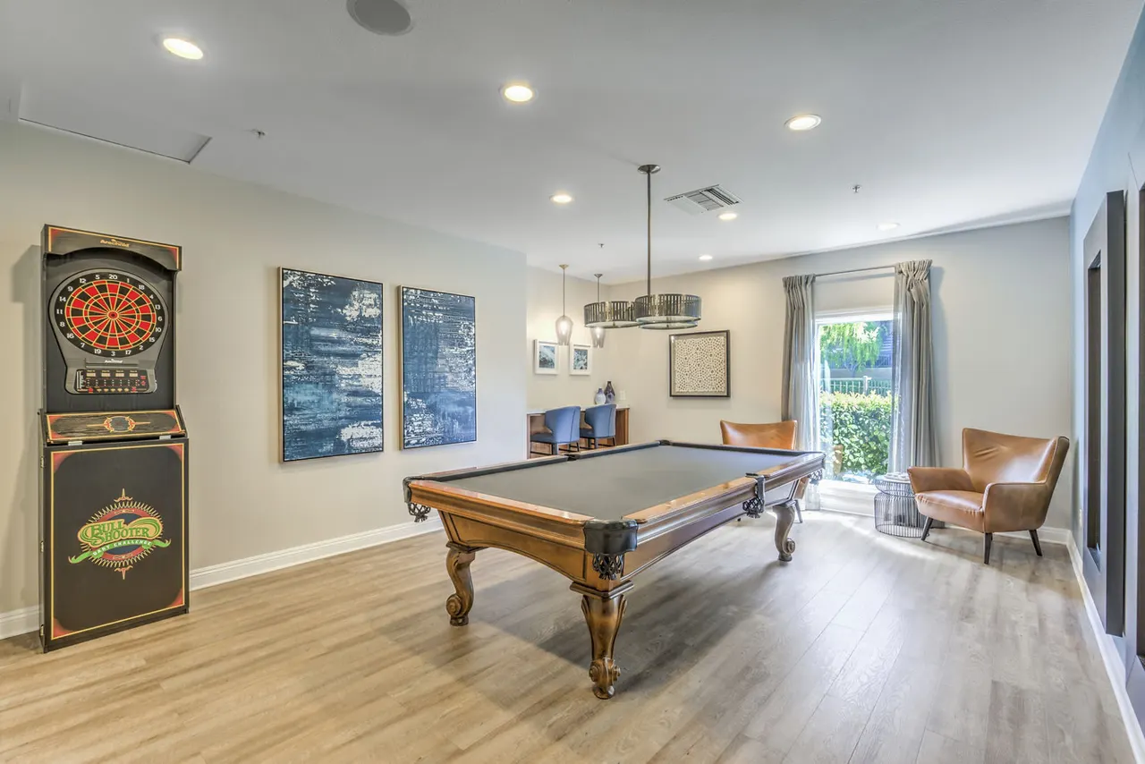 Stone Canyon Apartments