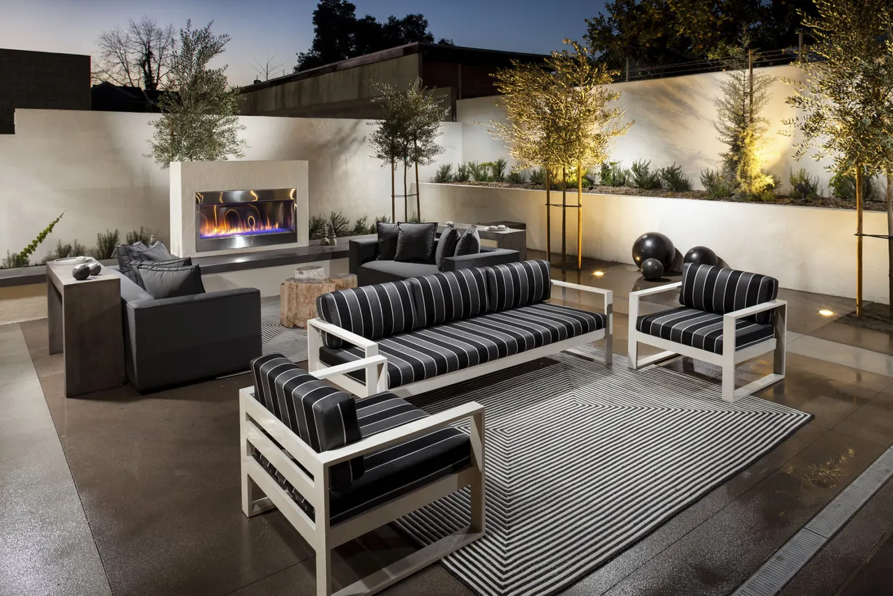 Luxe Pasadena