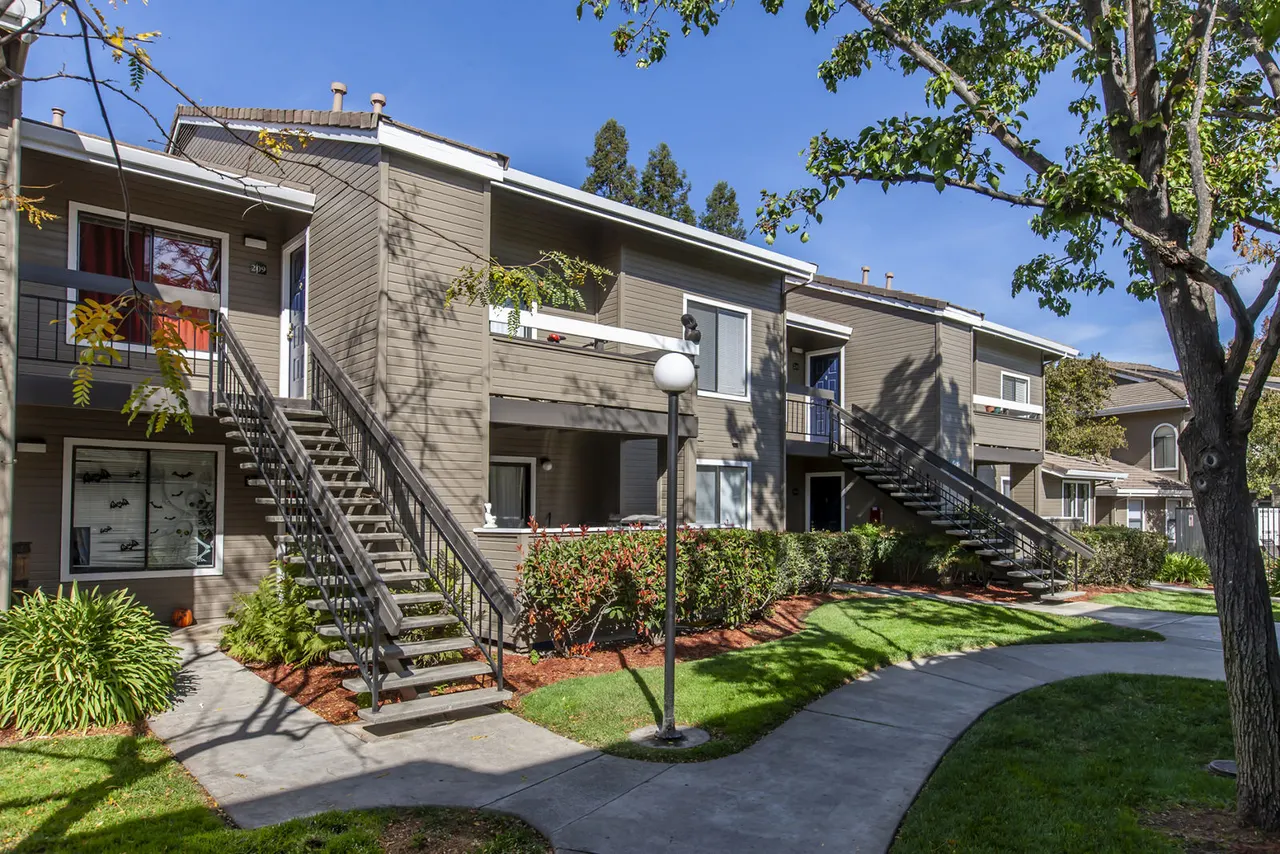 Monte Vista at Morgan Hill