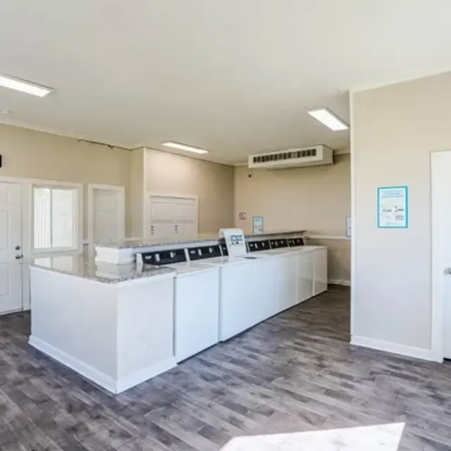 Casa Luna Apartments