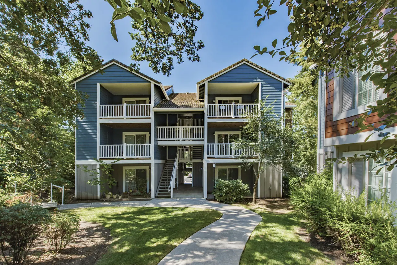 Canyon Creek Apartment Villages