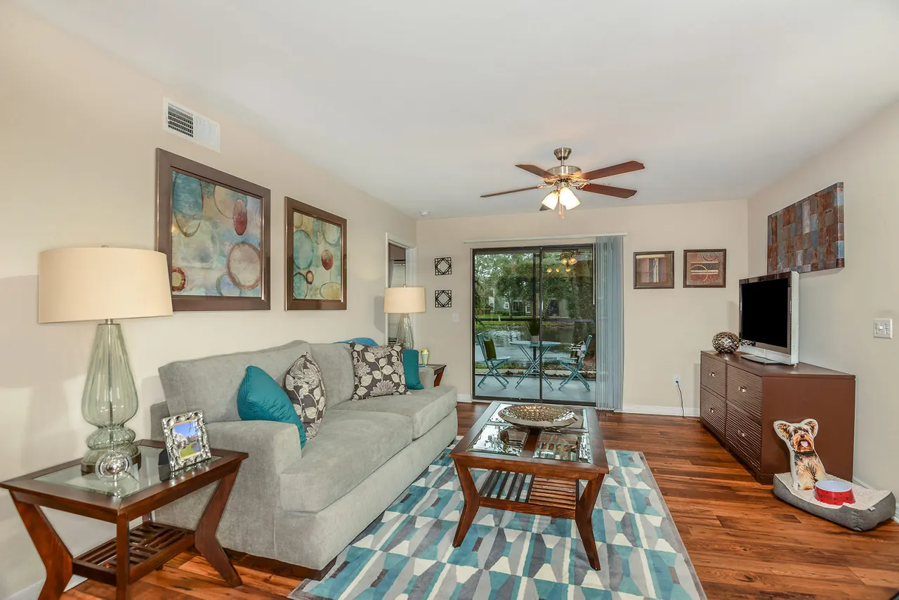 Stonebrook Apartments