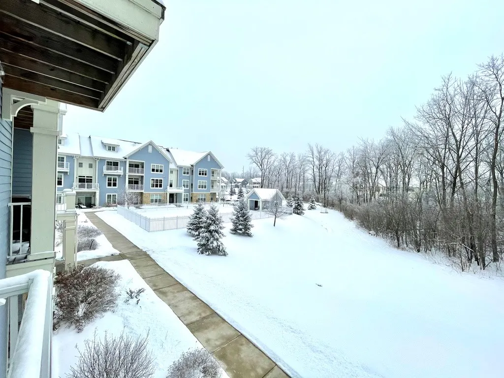 Delafield Woods Apartments