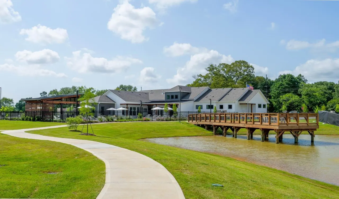 The Flats at East Bay