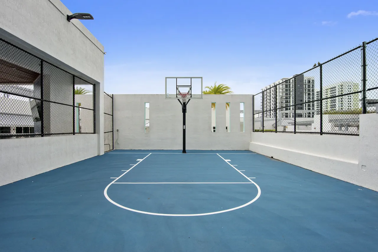 Legacy at Brickell